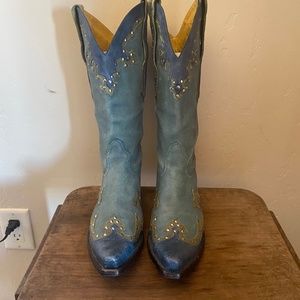 Two toned blue cowboy style boots